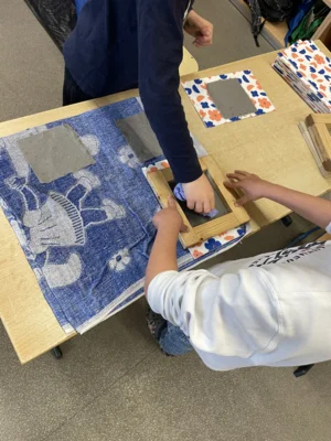 Foto des Albums: Lesewoche Klasse 1 - Vom Löwen der nicht schreiben konnte