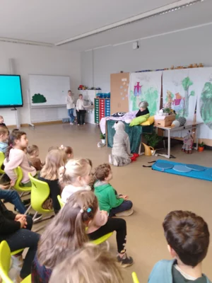 Foto des Albums: Theaterstück Klasse - Rotkäppchen
