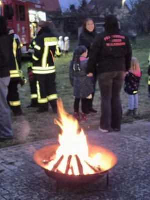 Foto des Albums: Osterfeuer in Neuendorf