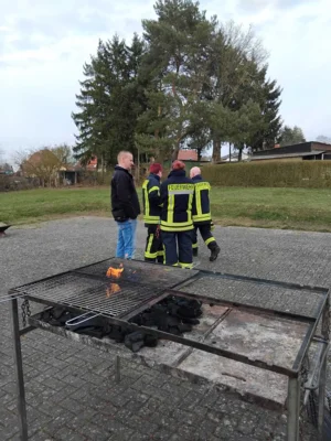 Foto des Albums: Osterfeuer in Neuendorf