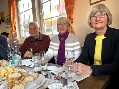 Foto des Albums: Weinverkostung in Neuendorf