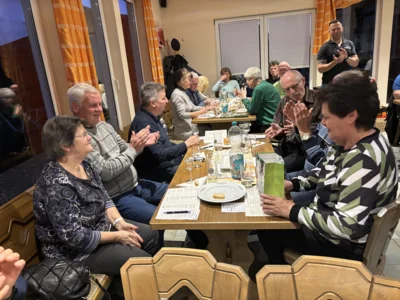 Foto des Albums: Weinverkostung in Neuendorf