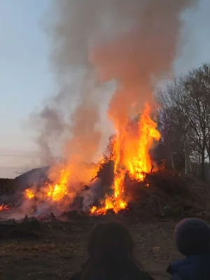 2026-04-04 Osterfeuer 10 
