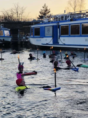 Foto des Albums: 25. Osterfackelschwimmen in Plau am See
