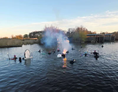 Foto des Albums: 25. Osterfackelschwimmen in Plau am See