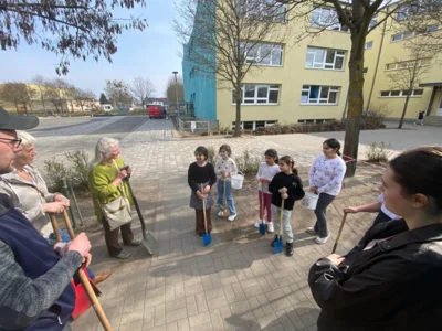 Foto des Albums: Unsere Ackerdemie: Der 1. Spatenstich