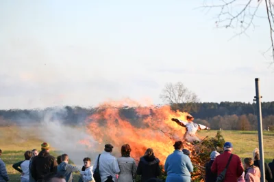 Foto des Albums: Osterfeuer in Groß Oßnig am 04.04.26
