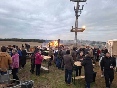 Foto des Albums: Osterfeuer Kerkau