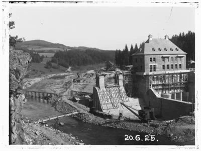 Kraftwerk H&ouml;llenstein Bild 9 Stadtarchiv Straubing  (Bild vergr&ouml;&szlig;ern)