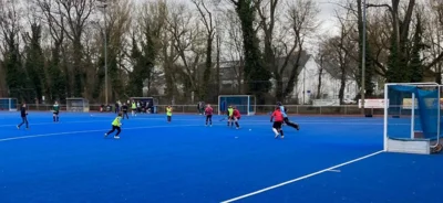 Vorschaubild: Höhepunkt war dann zum Abschluss ein Großfeldspiel mit allen anwesenden Hockeykindern unter der Leitung von Tim.