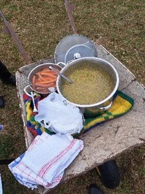 Foto des Albums: Frühjahrsputz auf dem Friedhof