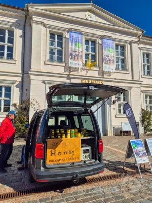 Foto des Albums: Sonne satt beim Frühlingsmarkt, dem ersten PriMa-Treff 2026