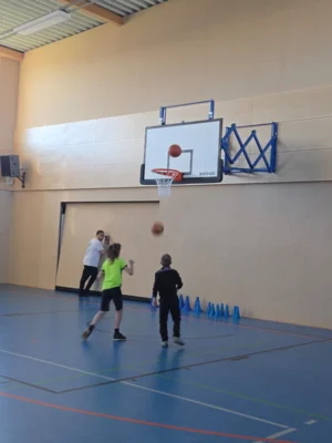 Foto des Albums: Ferienhort - ein Tag mit den Rockets 🏀