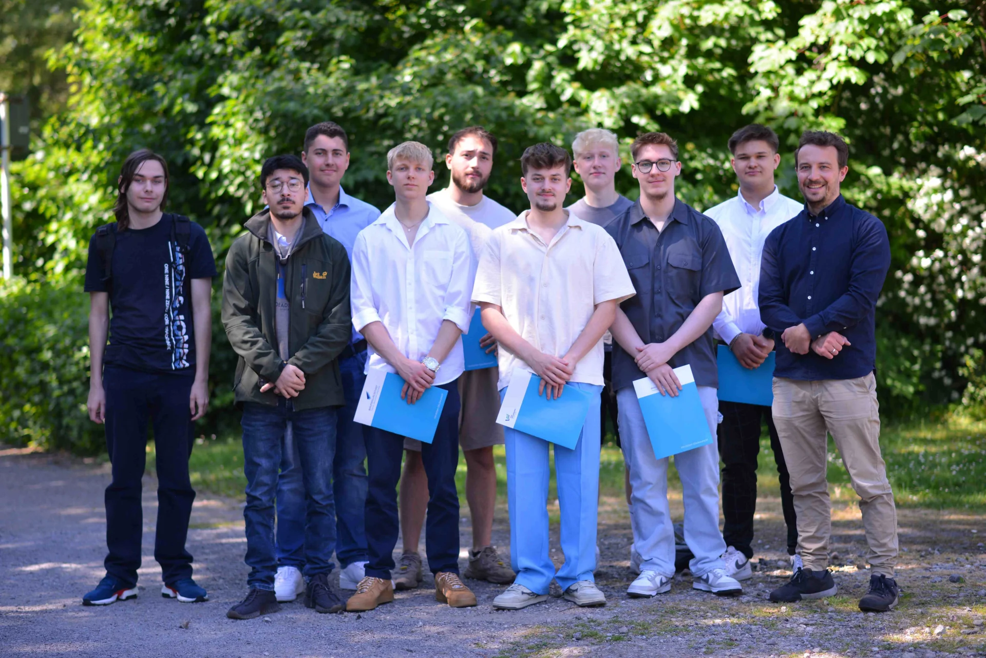 Bild: Unsere Absolventen der Zweijährigen Berufsfachschule für Elektrotechnik: