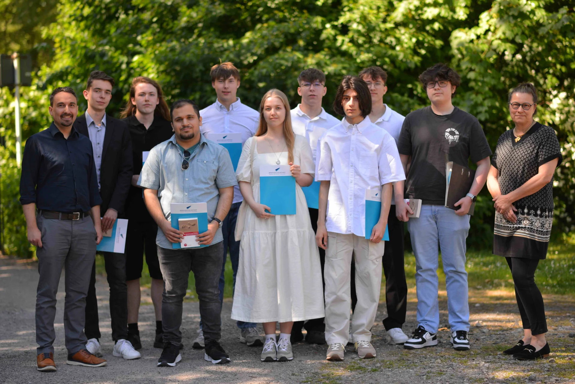 Bild: Unsere Absolvent*innen der Fachoberschule für Informatik: