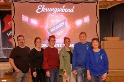 Helferteam von der Neukage  (Bild vergr&ouml;&szlig;ern)