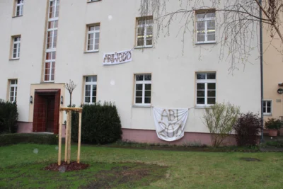 Der Abijahrgang 2026 feierte den letzten Schultag  (Bild vergr&ouml;&szlig;ern)