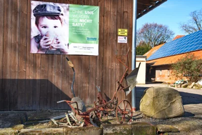 Gru&szlig; unserer Landwirte  (Bild vergr&ouml;&szlig;ern)