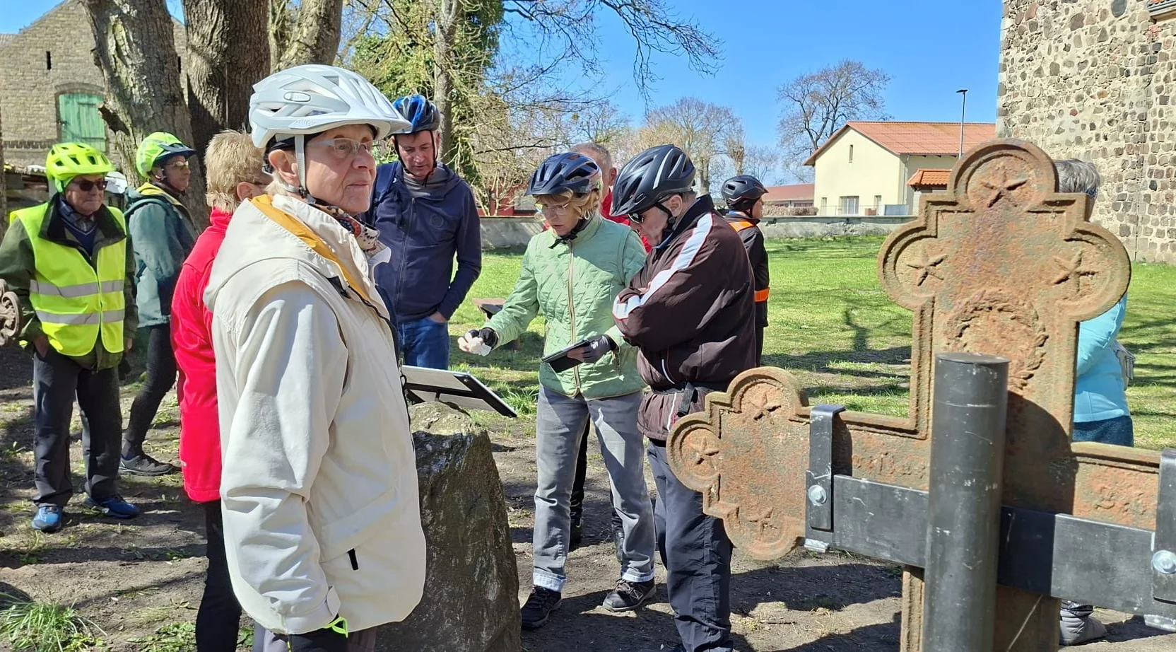 Bild: Kirchhof Rehfelde-Dorf