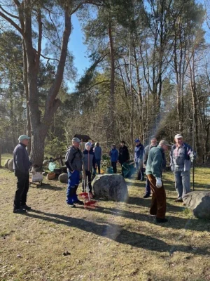 Foto des Albums: Frühjahrsputz Naturlehrpfad 2026