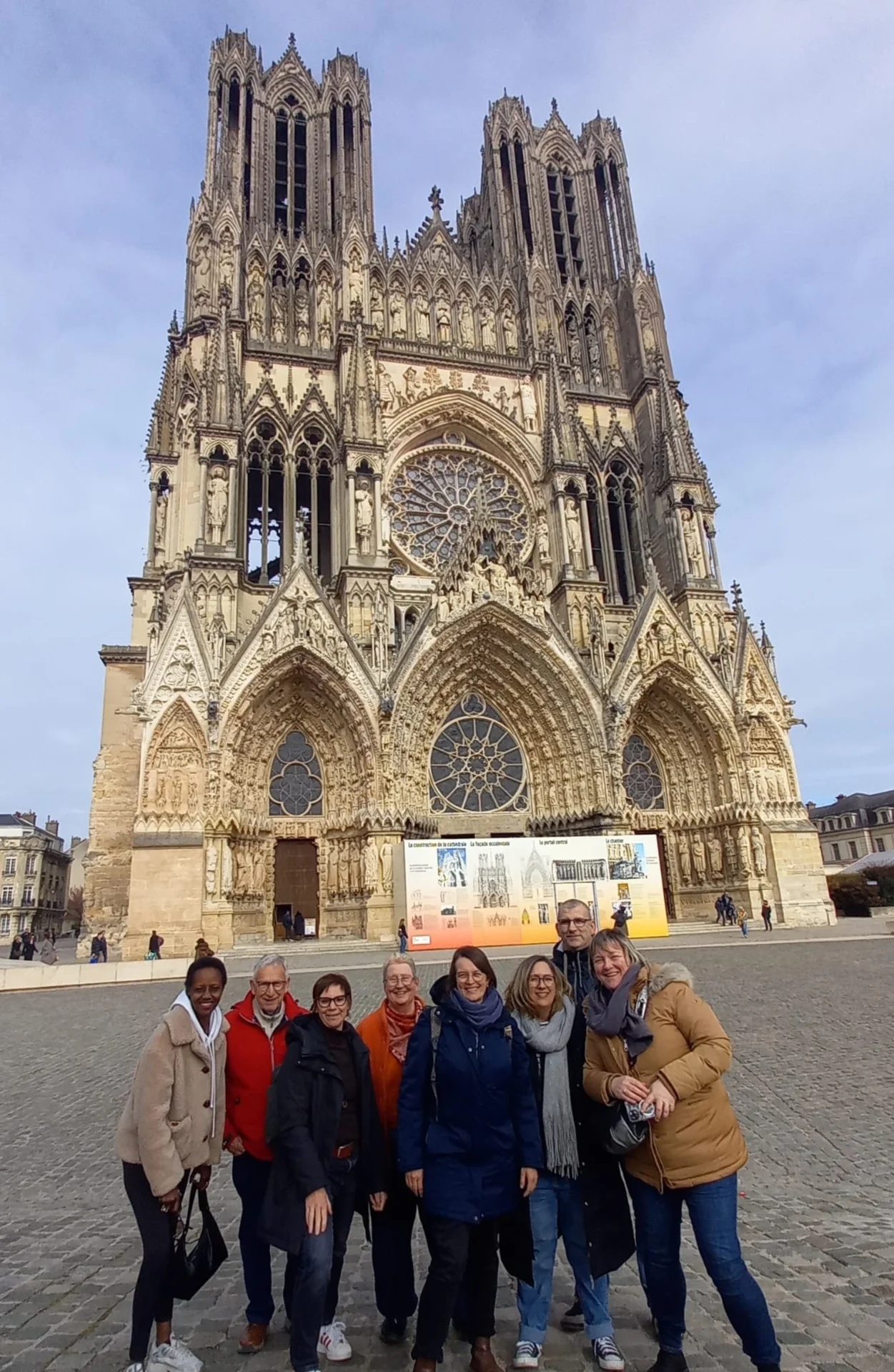 Bild: Die Gruppe besuchte die historische Kathedrale.