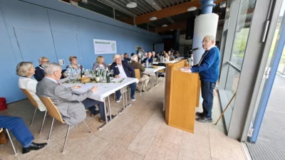 Foto des Albums: Weincolloquium: 100 Jahre Winzersturm