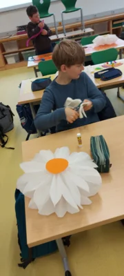 Foto des Albums: Ferienhort - Frühlingsbasteln 🌺 ☀️
