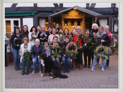Foto des Albums: Osterkränze binden