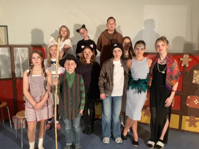 Foto des Albums: Hänsel und Gretel Kl. 4b