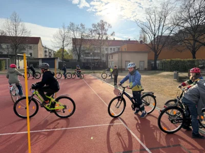 Foto des Albums: Fahrrad macht Schule: Sicher unterwegs von Anfang an