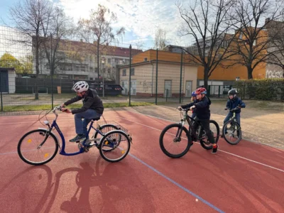 Foto des Albums: Fahrrad macht Schule: Sicher unterwegs von Anfang an
