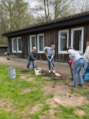 Foto des Albums: Gemeinsam angepackt - Gemeinsam geschafft