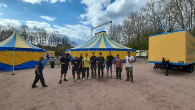 Foto des Albums: Aufbau Zirkuszelt