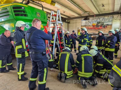 Foto des Albums: Beim Stadtausbildungstag Unfälle in der Landwirtschaft trainiert