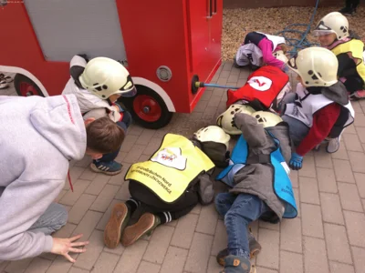 Irgendetwas klemmt hier??  (Bild vergr&ouml;&szlig;ern)