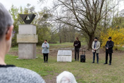 Foto des Albums: Gemeinsame Gedenkveranstaltung mit der Amicale Sachsenhausen im Geschichspark