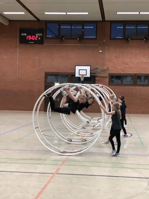 Rh&ouml;nrad-Vorf&uuml;hrung am Trainingstag  (Bild vergr&ouml;&szlig;ern)