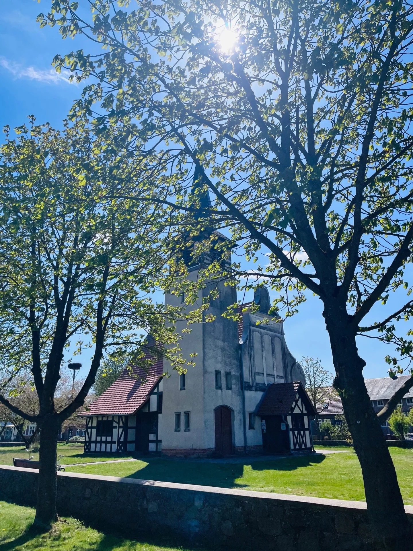 Bild: Kirche in Helle