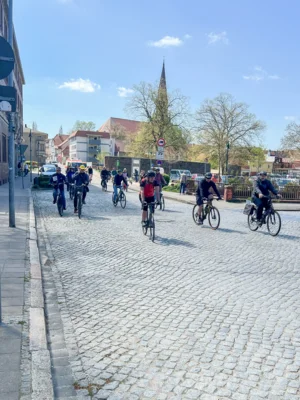Foto des Albums: Frühlingserwachen Teil 1 - 127 Radlerinnen und Radler beim Anradeln in der Prignitz