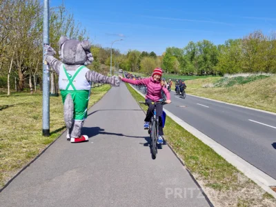 Foto des Albums: Frühlingserwachen Teil 1 - 127 Radlerinnen und Radler beim Anradeln in der Prignitz