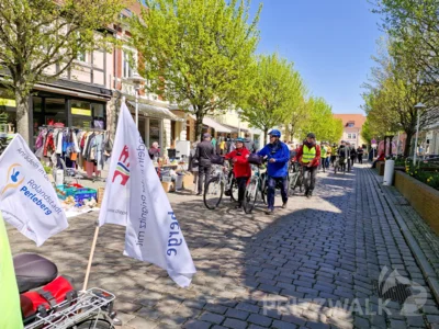Foto des Albums: Frühlingserwachen Teil 1 - 127 Radlerinnen und Radler beim Anradeln in der Prignitz
