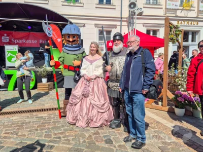 Foto des Albums: Frühlingserwachen Teil 2 - Fünf Spielmannszüge und ein Orchester sorgen für Stimmung