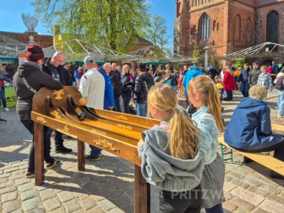 Foto des Albums: Frühlingserwachen Teil 2 - Fünf Spielmannszüge und ein Orchester sorgen für Stimmung