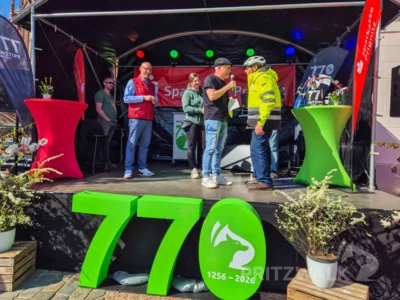 Foto des Albums: Frühlingserwachen Teil 2 - Fünf Spielmannszüge und ein Orchester sorgen für Stimmung