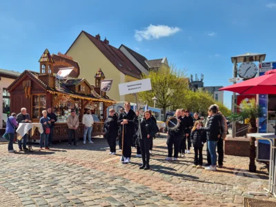 Foto des Albums: Frühlingserwachen Teil 2 - Fünf Spielmannszüge und ein Orchester sorgen für Stimmung