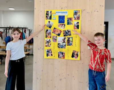 Mia und Jakob finden die Miniph&auml;nomenta einfach toll &ndash; dies brachte Mia auch vor gro&szlig;em Publikum in ihrer beherzten Ansprache zum Ausdruck  (Bild vergr&ouml;&szlig;ern)