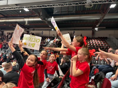2026-04-27 Cheer@NINERS 3  (Bild vergr&ouml;&szlig;ern)