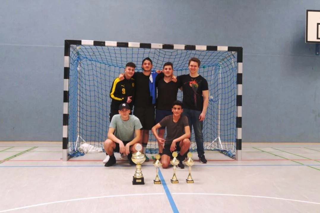 Bild: 3. Platz: CW2U2 (Zweijährige Berufsfachschule für Wirtschaft und Verwaltung, Unterstufe)