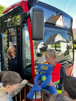 Foto des Albums: Bilder von der Busschule