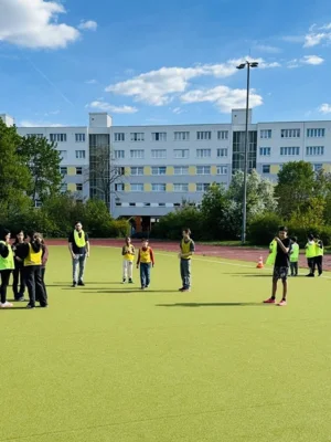 Foto des Albums: Fußball in der Highdecksiedlung (30.​04.​2026)